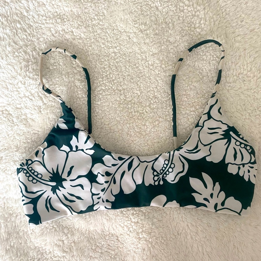 MIKOH bikini top Sz M